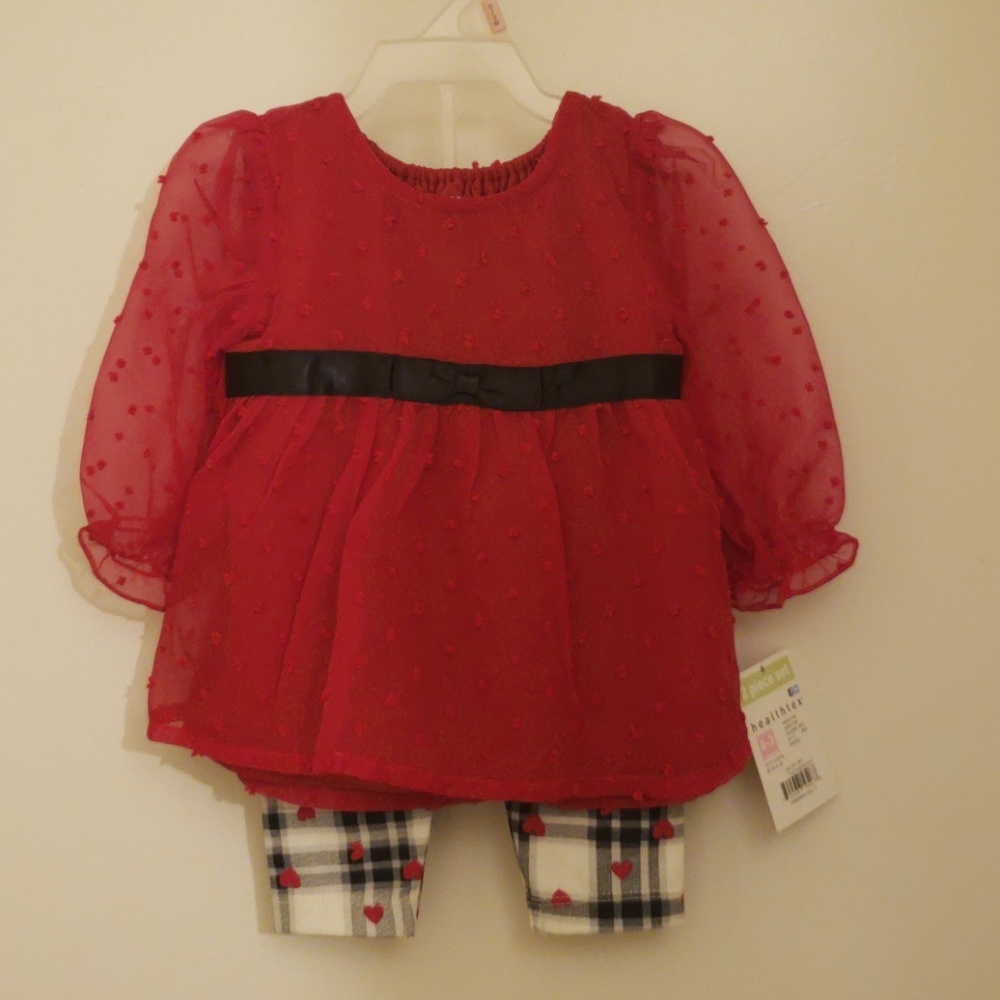 NWT 0-3month 2piece Red Holiday set